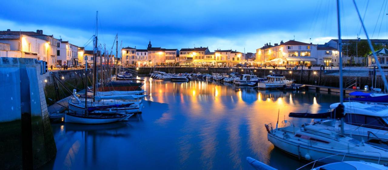 Maison Centre Ville Avec Jardin , Terrasse, Et Garage Velos La Rochelle  Kültér fotó
